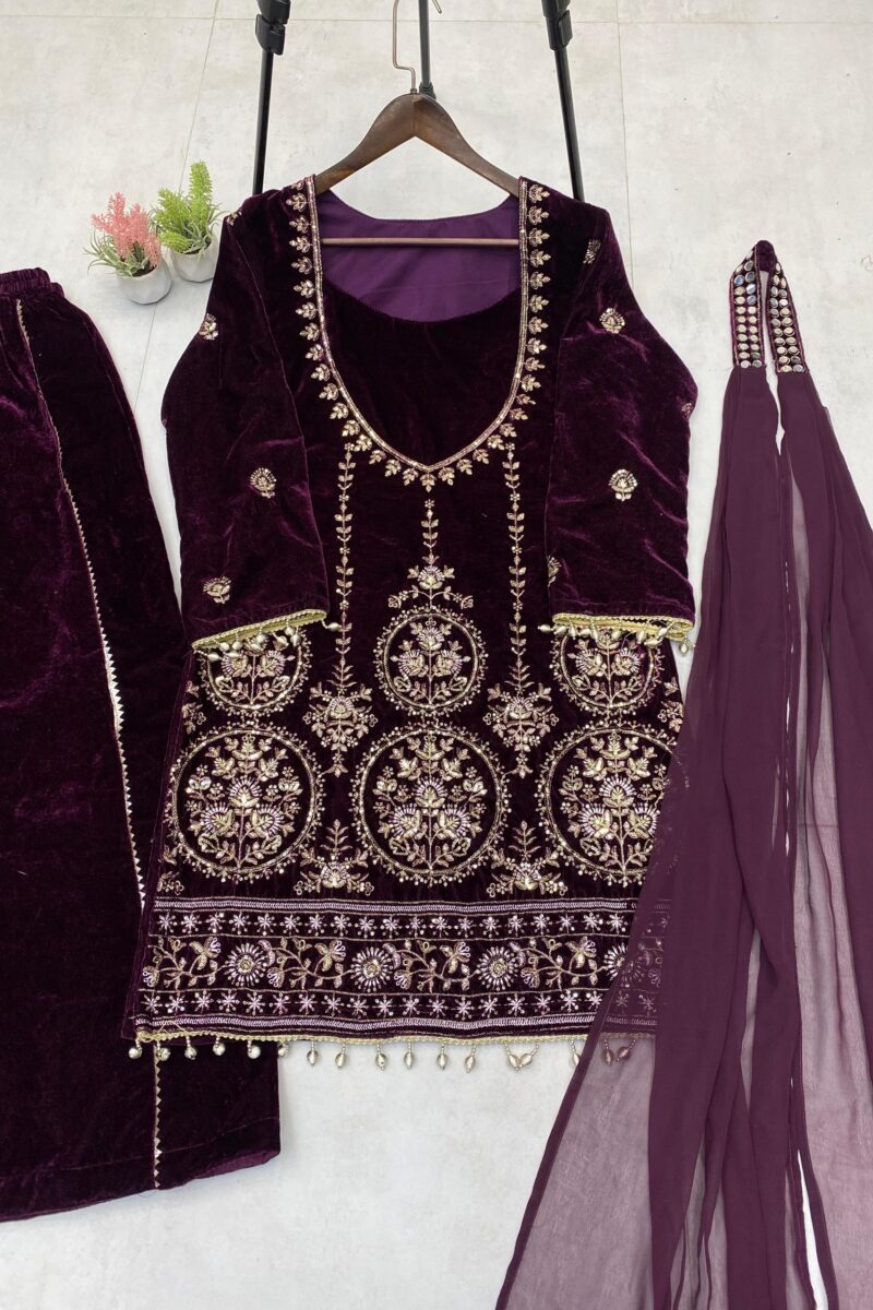 WEDDING SPECIAL VELVET SUIT