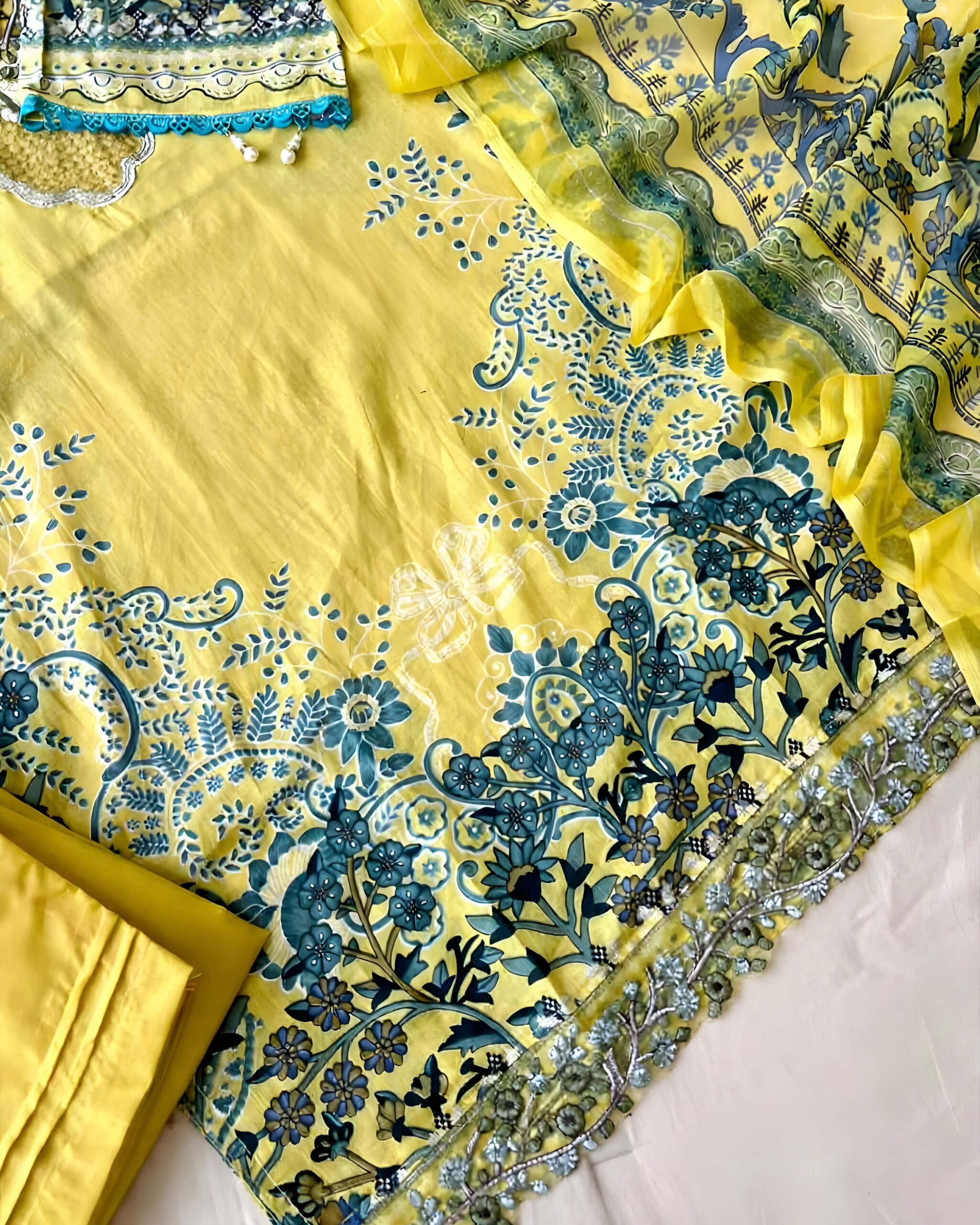 LILLY SUIT - Image 3