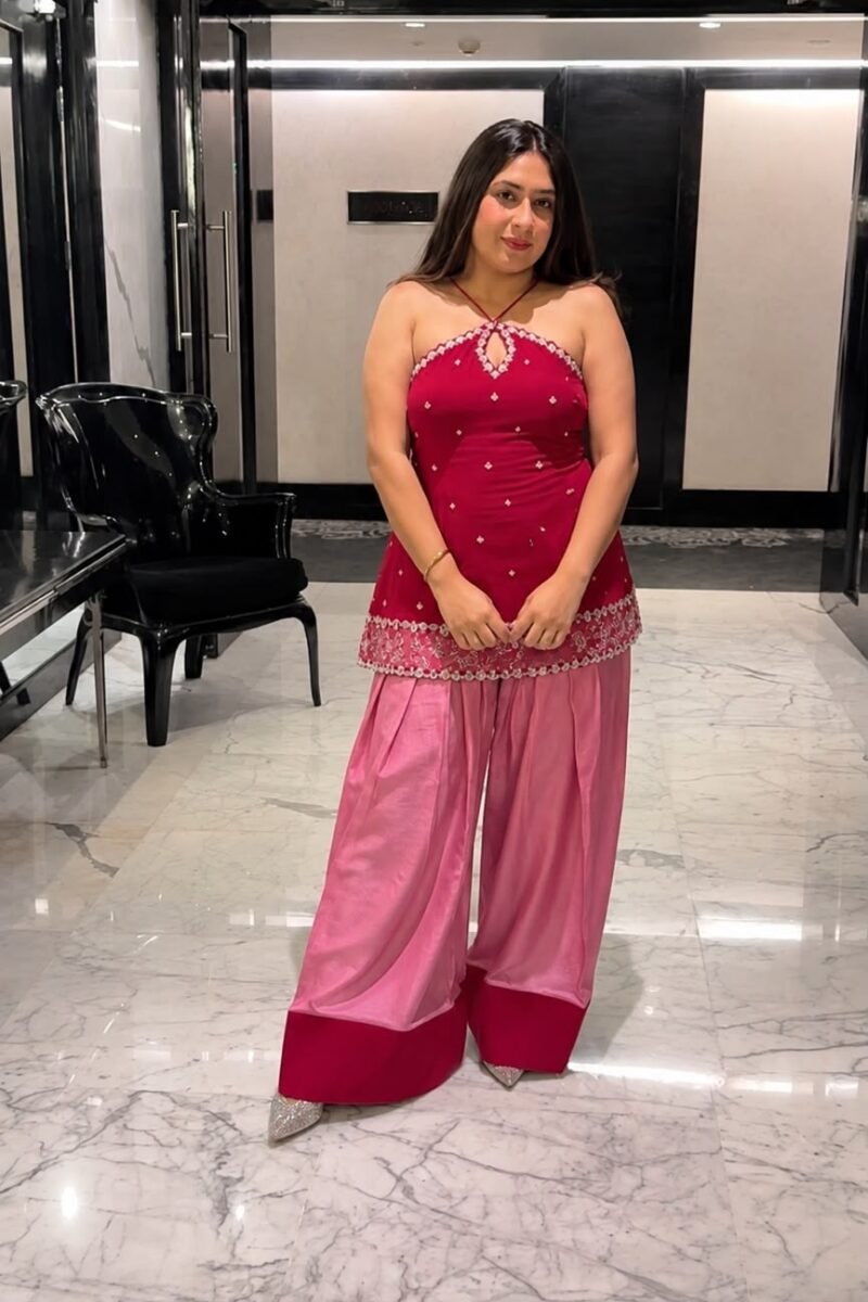 Viral halter suit