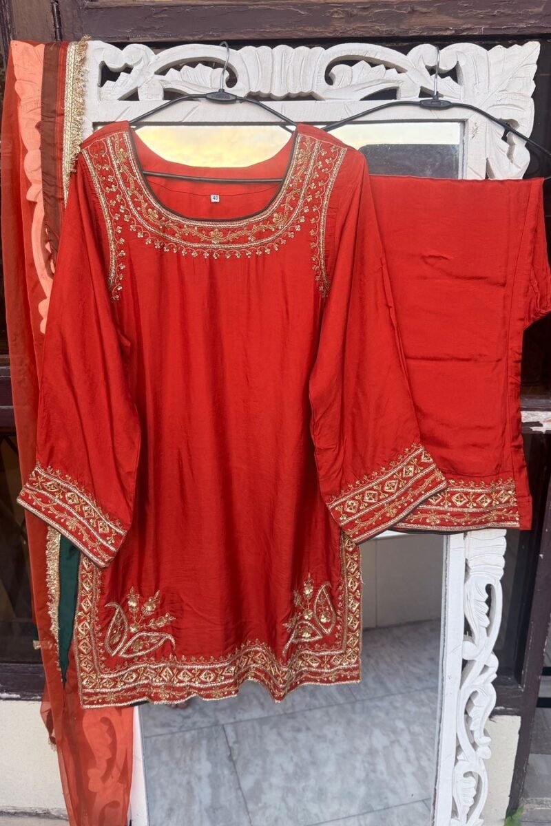 Ruhani Red Handwork Suit