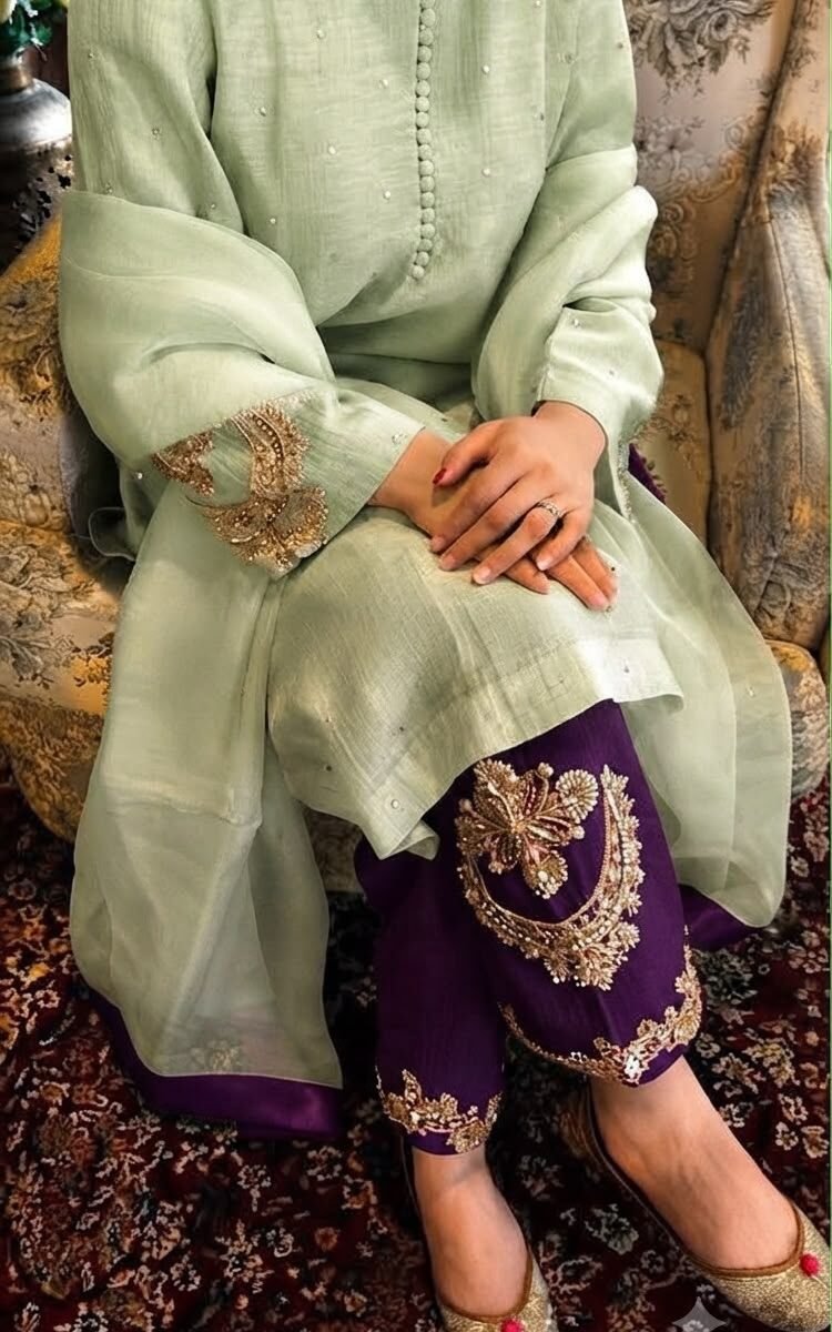 Pistachio suit